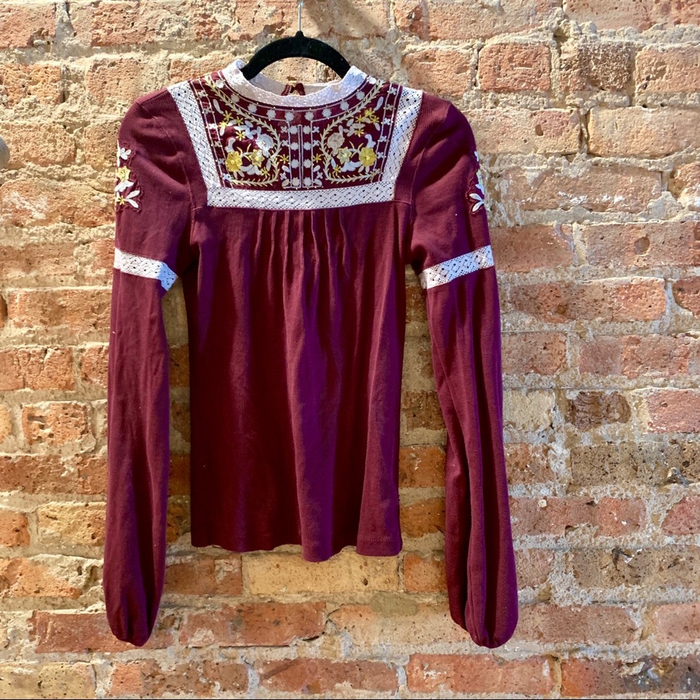 Fitted Free People Sweater with Floral Pattern